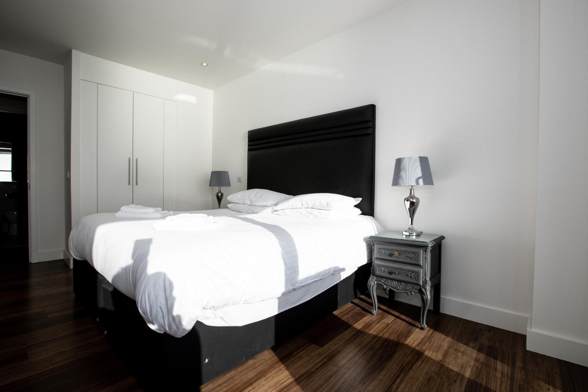 17 Abbey Sands Apartment