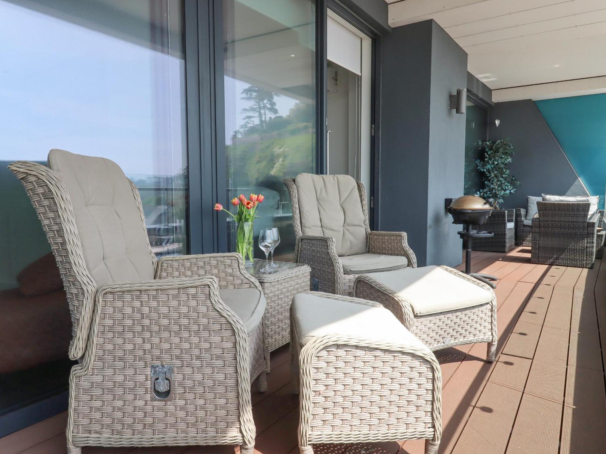17 Abbey Sands * Torquay
